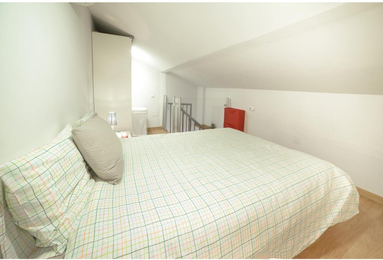 Sea & Wave Capitan Charming Duplex Apartment Malaga Exterior photo