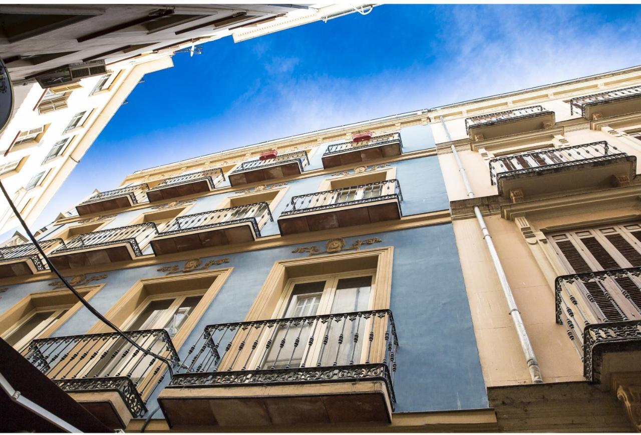 Sea & Wave Capitan Charming Duplex Apartment Malaga Exterior photo